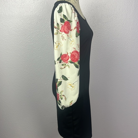 Black Dress with Puff Sleeves - Picture 2 of 4